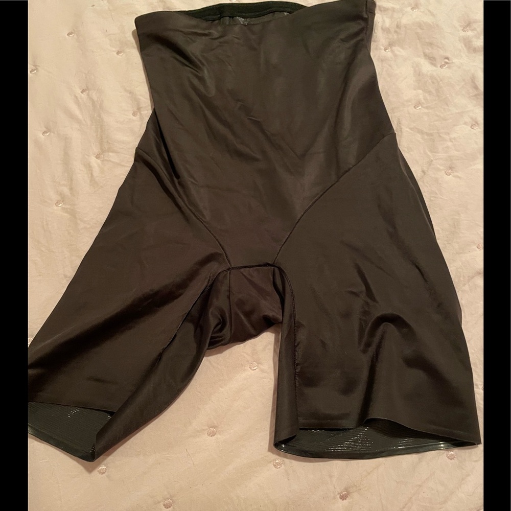 Black shorts body shaper